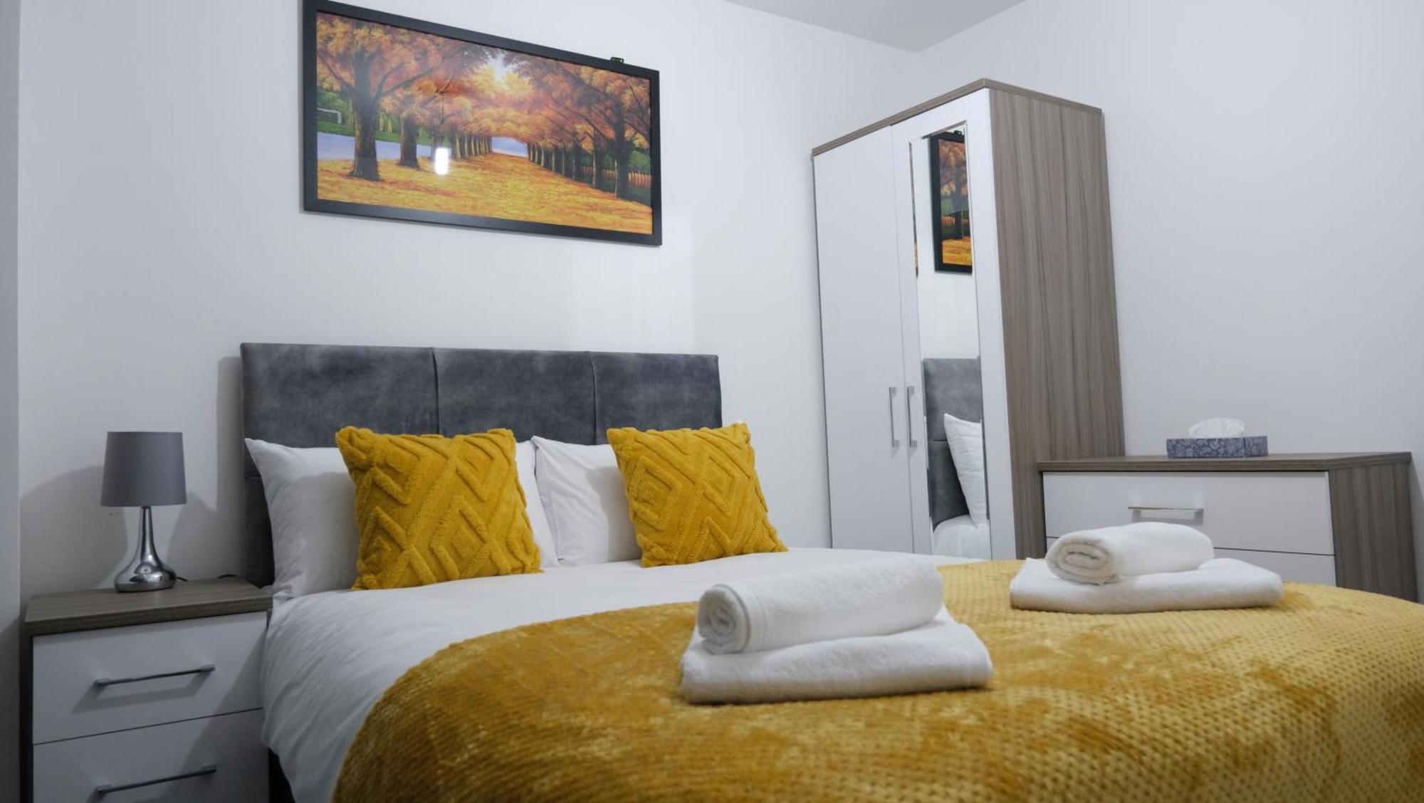Modernized Three Bedroom House Near City Stadium, Attractions, City Centre - Sky N Netflix - Convenient Transport מנצ'סטר מראה חיצוני תמונה