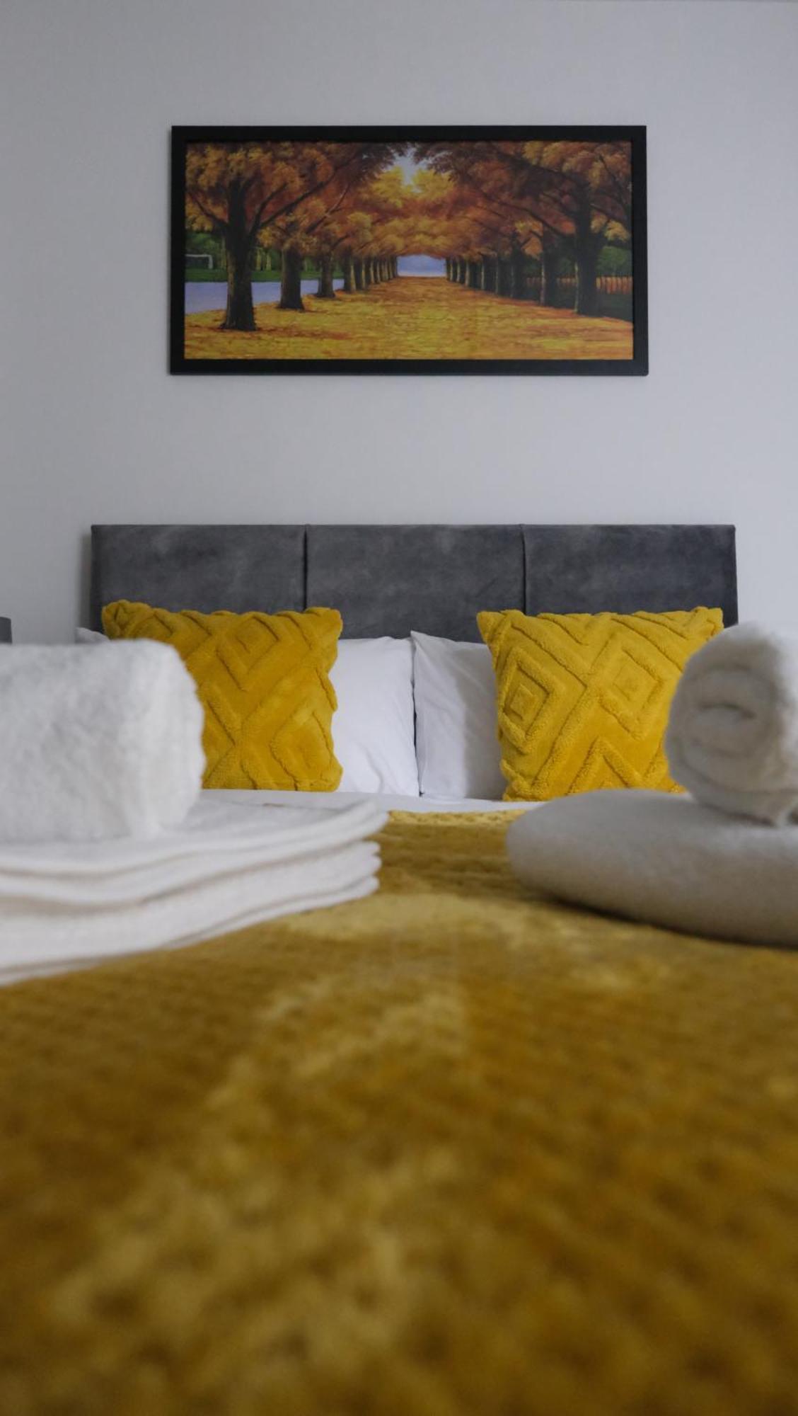 Modernized Three Bedroom House Near City Stadium, Attractions, City Centre - Sky N Netflix - Convenient Transport מנצ'סטר מראה חיצוני תמונה